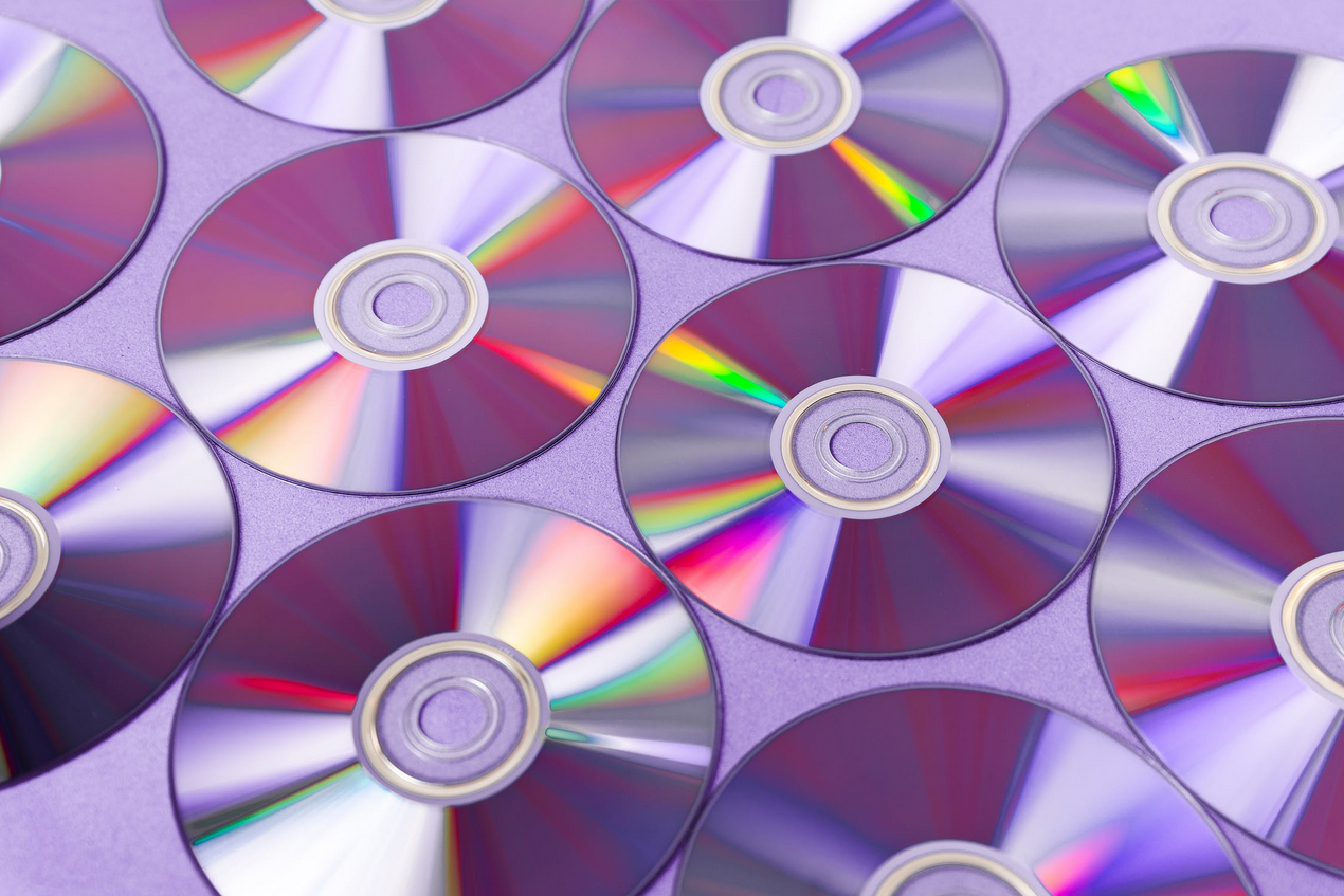 What causes disc errors with DVDs and Blu-Rays?